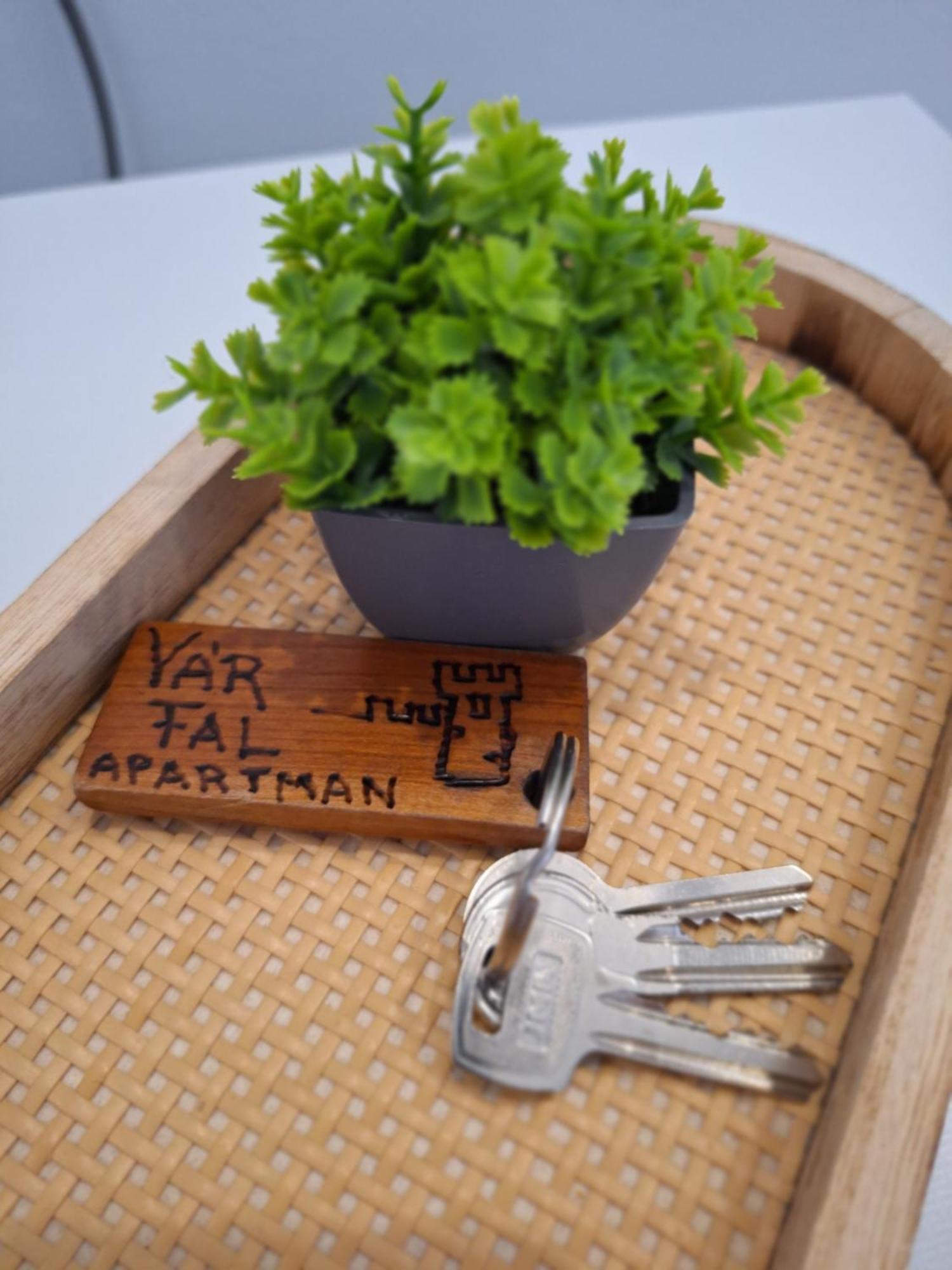 Varfal Apartman Έγκερ Εξωτερικό φωτογραφία