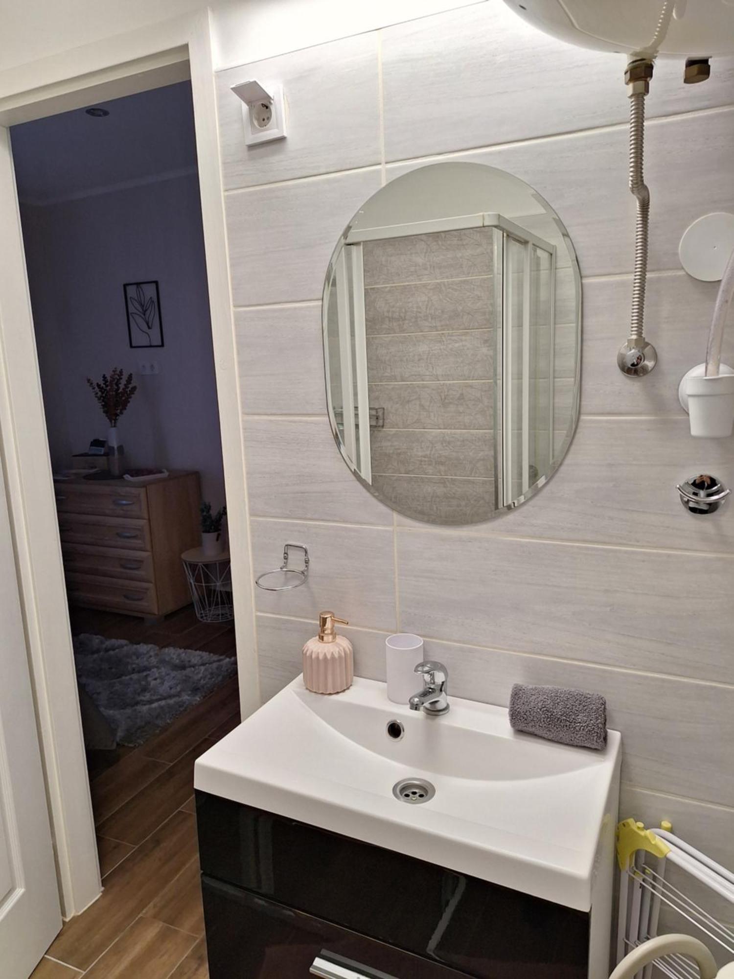Varfal Apartman Έγκερ Δωμάτιο φωτογραφία