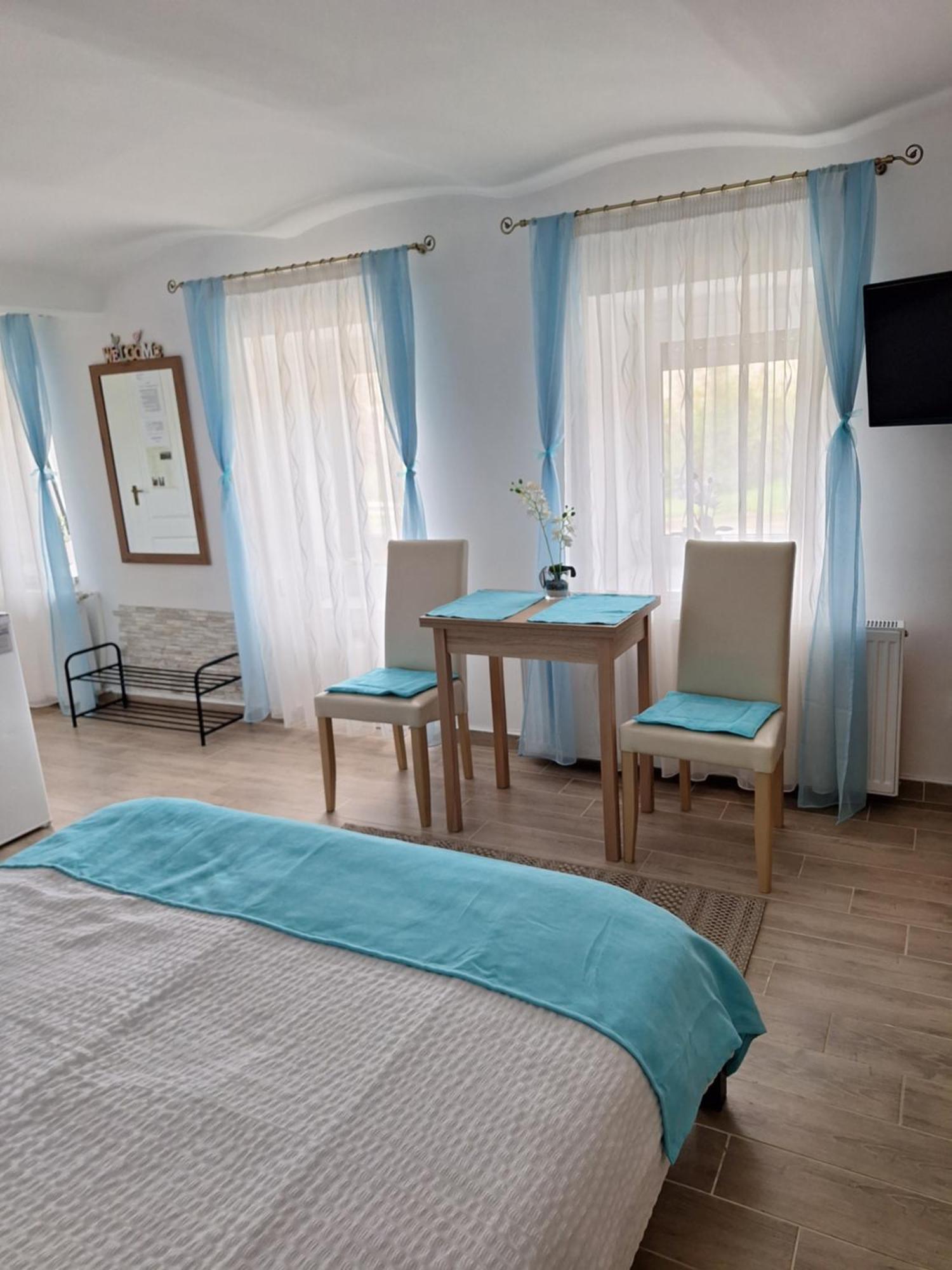 Varfal Apartman Έγκερ Εξωτερικό φωτογραφία